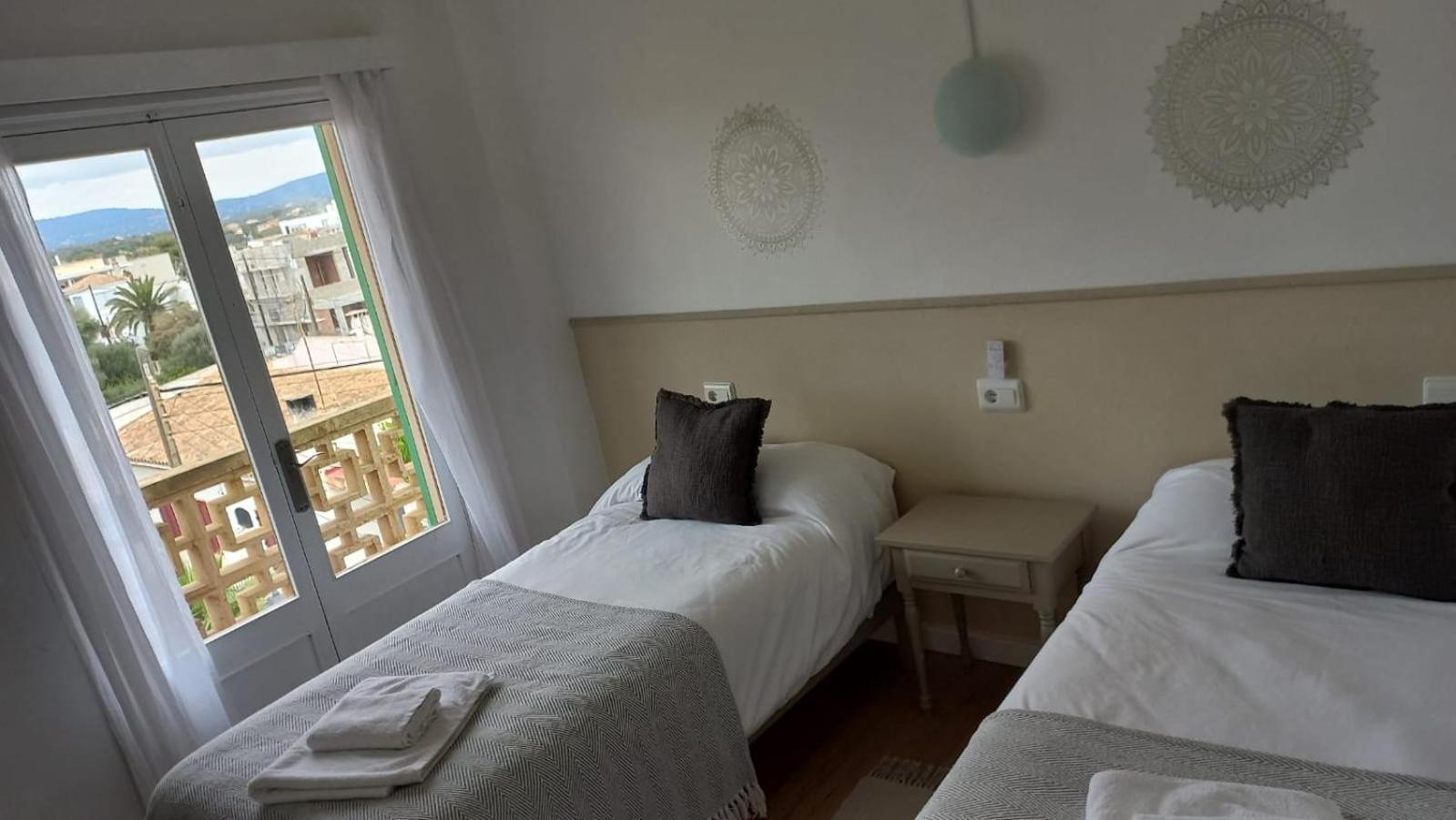 Apartamentos Can Salas Кала Фигуера Экстерьер фото